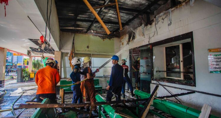 Bima Arya Tinjau lokasi kebakaran di Rumah Sakit Salak Bogor, foto/humas pemkot