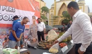 IMG-20230529-WA0072 Polisi Tangkap Pelaku Penyulingan Gas Subsidi, dan Barang Bukti