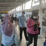 Pengguna Jasa Transportasi Comuter Line.