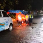 Petugas PDAM Tirta Pakuan Kerjakan Perbaikan Pipa 16"