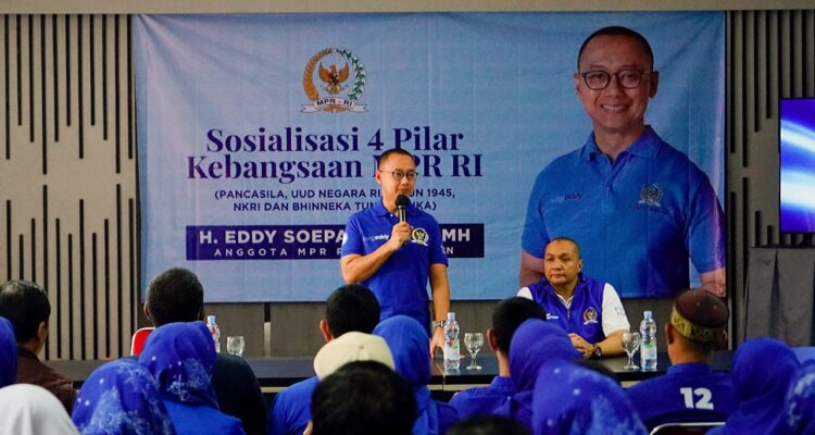 Sekjen PAN Eddy Soeparno, Memberikan Materi Tentang Empat Pilar.