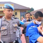 Pelaku Digiring Petugas Kepolisian Polres Bogor Kota.