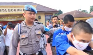 IMG-20230612-WA0163 Pelaku Digiring Petugas Kepolisian Polres Bogor Kota.