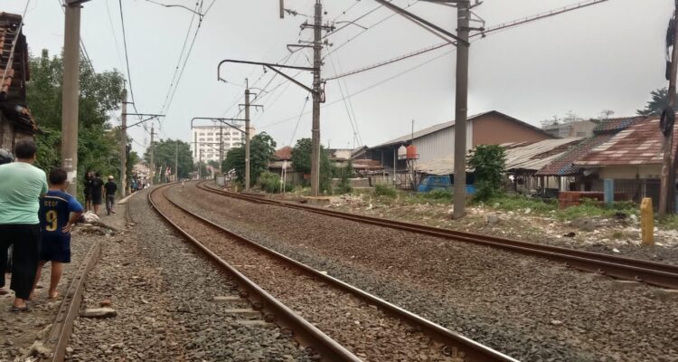 Lokasi Kejadian Pria Lanjut Usia Tertabrak Kereta Api.