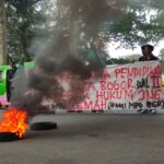 Mahasiswa HMI MPO Demo Balaikota Bogor