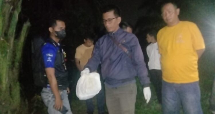 polisi Mendatangi Olah TKP Penemuan Mayat Bayi