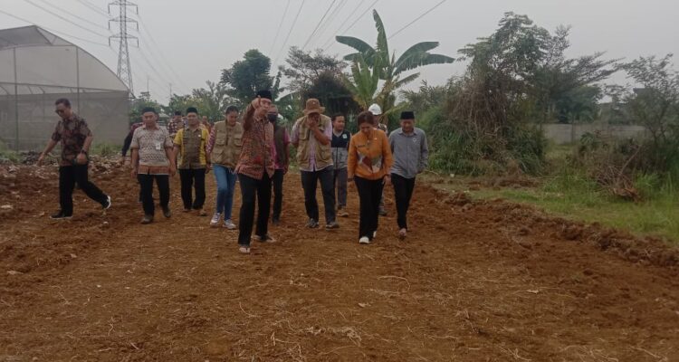 Wakil Walikota Dedie A. Rachim Saat Melakukan Jalan R3