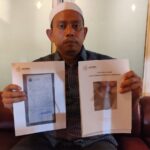 Salam Hermawan, Ayah Balita Menunjukan Hasil Ronsen