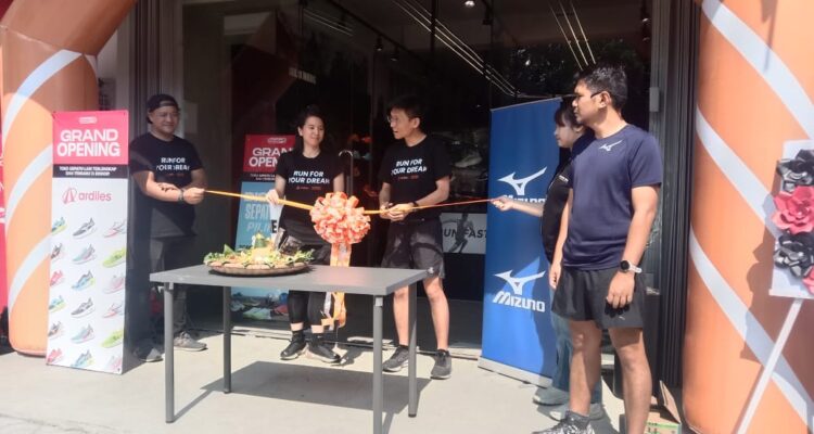 Grand Opening Starting Lane