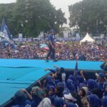 Ketua Umum DPP PAN, Zulkifli Hasan berorasi saat kampanye akbar di Kota Bogor