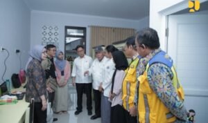 menteri-basuki-dan-menkes-ri-resmikan-rusun-asrama-poltekkes-kementerian-kesehatan-yogyakarta-af74c801-4a0e-4049-99e4-1a683dcff097