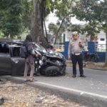 Mobil yang alami kecelakaan di Jalan Pemuda ringsek
