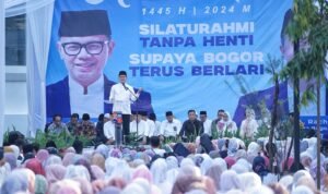 Bima Arya Sugiarto saat menghadiri acara Halal Bihalal di Perantara Masjid Agung Walikota Bogor, Bima Arya Sugiarto