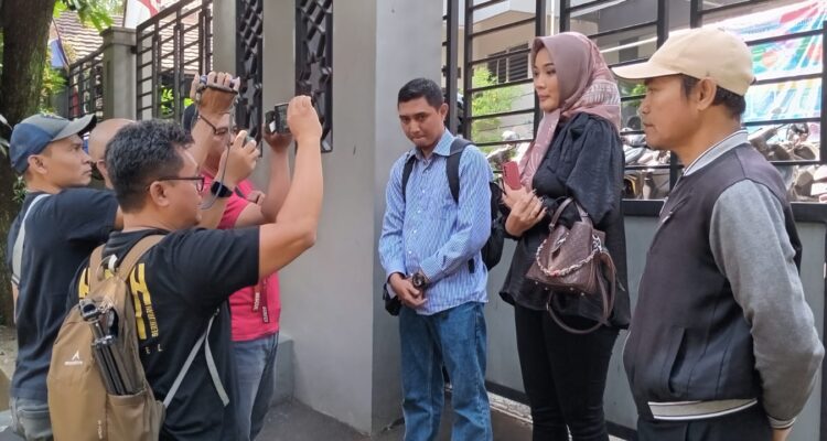 Salah satu orang tua murid yang protes ke SMAN 3 Bogor