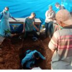 Proses otopsi yang dilakukan pihak kepolisian