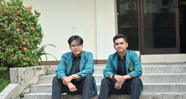 Azmi dan Saepul Nahkodai Kampus Universitas Ibnu Khaldun Bogor 2024-2025.