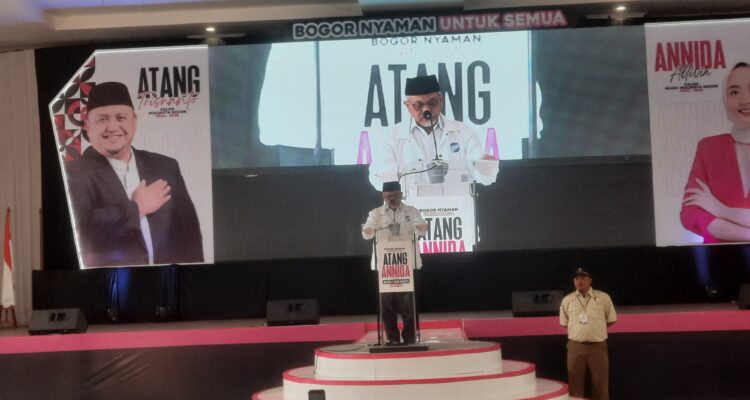 Kehadirian Calon Gubernur Jawa Barat, Akhmad Syaiku di acara pelucuran program kerja Calon Wali Kota dan Wakil Wali Kota Bogor, Atang Trisnanto-Aninnda Allivia