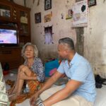 Calon Wakil Wali Kota Bogor, Jenal Mutaqin, memulai kampanye politiknya dengan menyambangi pemukiman warga di Kelurahan Ciparigi, Kecamatan Bogor Utara, pada Kamis, 26 September 2024.