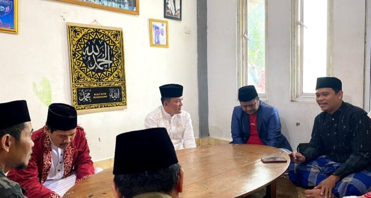 Dokter Rayendra ketika bertemu dengan para DKM masjid, ulama dan tokoh agama di Kota Bogor