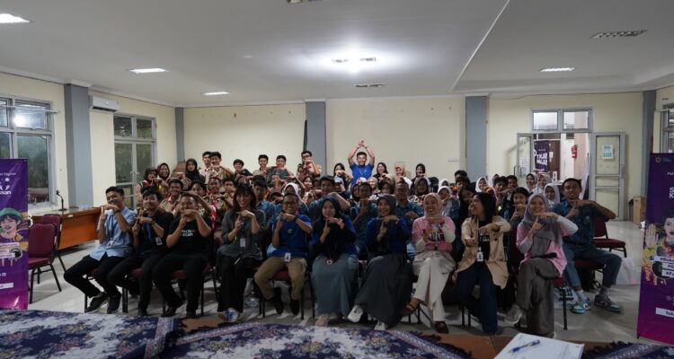 Masyarakat Anti Fitnah Indonesia (Mafindo) Bogor menggelar kegiatan edukasi Sekolah Kebangsaan Tular Nalar di Aula Kecamatan Bogor Barat Kota Bogor dan SMA Smart Ekselensia Dompet Dhuafa.