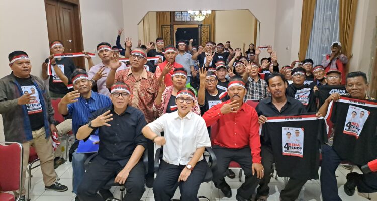 Calon wali kota bogor nomor urut 4, Rena Da Frina bersama perantau sumatra utara
