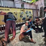 Satnarkoba Polresta Bogor kota saat merazia miras