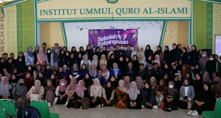 Masyarakat Anti Fitnah Indonesia (Mafindo) Bogor telah menggelar "Sekolah Kebangsaan" #GenZBisaMilih#FasihDemokrasi" pada Sabtu, 10 Oktober 2024, di Kampus Institut Umul Quro Al-Islami (IUQI) Bogor.