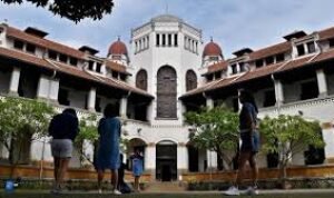 Ilustari tempat wisata yang dulunya favorit kini jadi angker, foto/istimewa Ilustari tempat wisata yang dulunya favorit kini jadi angker, foto/istimewa