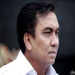 Effendi Simbolon di pecat PDIP