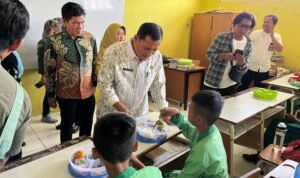 Camat Cibinong, Acep Sajidin