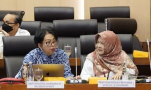 Deputi Pengelolaan Limbah KLH, Rosa Vivien Ratnawati Deputi Pengelolaan Limbah KLH, Rosa Vivien Ratnawati