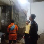 Cuaca ektrem atap rumah di Kota Bogor ambruk