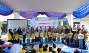 Suasana penutupan kegiatan Parents Day di Sekolah KB-TK Bosowa Bina Insani, Bogor, Jumat (8/11/2024)/ Dok SBBI Suasana penutupan kegiatan Parents Day di Sekolah KB-TK Bosowa Bina Insani, Bogor, Jumat (8/11/2024)/ Dok SBBI