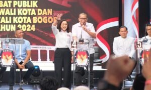 Pasangan calon wali kota dan wakil wali kota Bogor, Rena Da Frina dan Achmad Teddy Risandi Pasangan calon wali kota dan wakil wali kota Bogor, Rena Da Frina dan Achmad Teddy Risandi