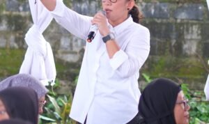 Calon wali kota bogor nomor urut 4, Rena Da Frina Calon wali kota bogor nomor urut 4, Rena Da Frina