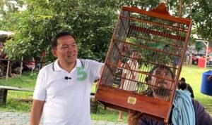 Dokter Rayendra bersama para komunitas burung berkicau Kota Bogor Dokter Rayendra bersama para komunitas burung berkicau Kota Bogor