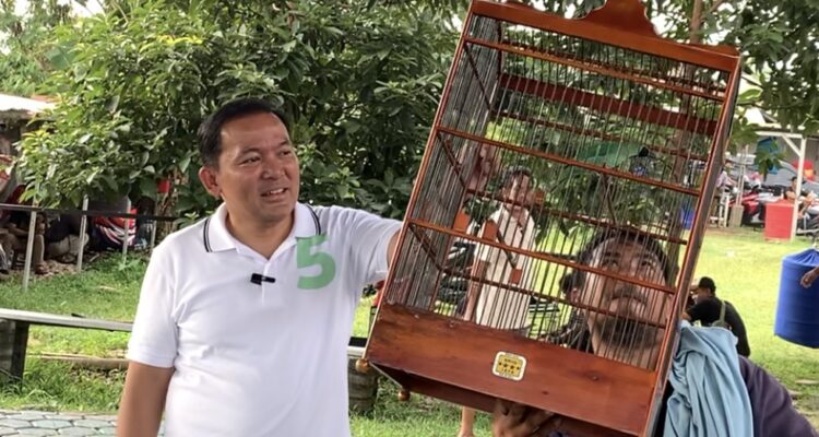 Dokter Rayendra bersama para komunitas burung berkicau Kota Bogor