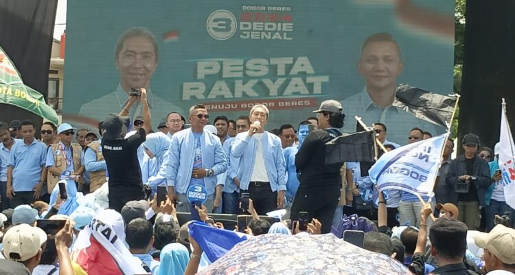 Dedie A Rachim dan Jenal Mutaqin ssat menggelar kampanye akbarr
