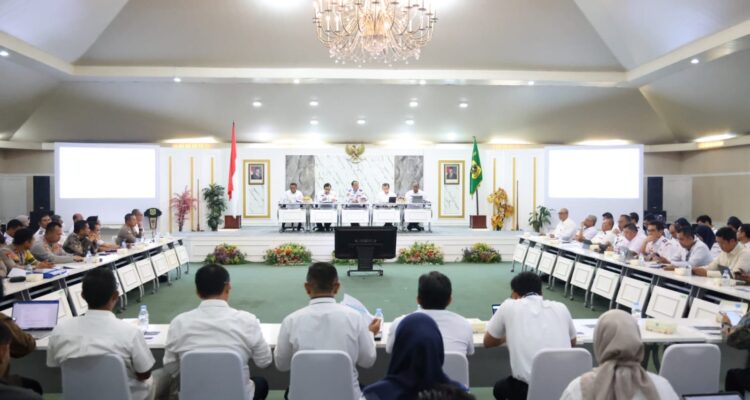 Pj Bupati bogor bersama wamenhub siapkan strategi atasi kemacetan di Puncak Bogor