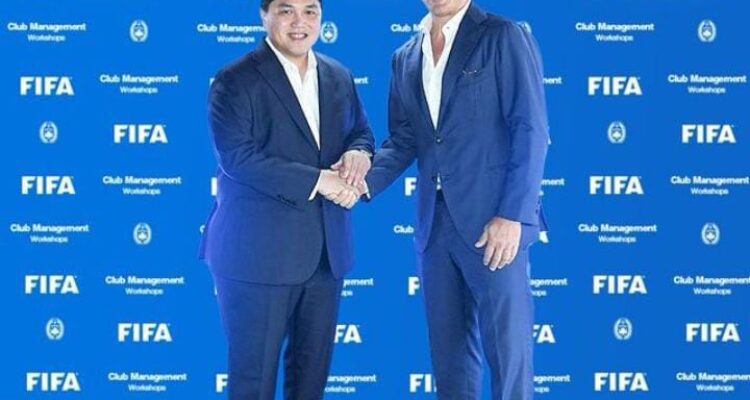 Ketum PSSI, Erick Thohir bersama Dennis Wise Legenda Chelsea