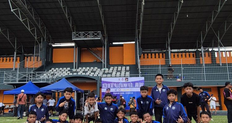 Tim Khenzi United dan Bahar Lestaluhu