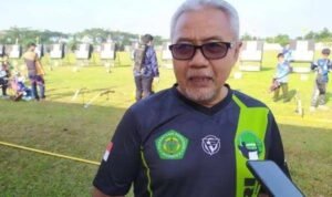 Adang Suptandar ( Mantan Ketua Perpani )Adang Suptandar ( Mantan Ketua Perpani ) Adang Suptandar ( Mantan Ketua Perpani )