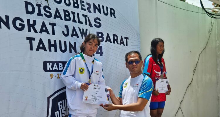 Kadispora Saat UPP Cabor Renang