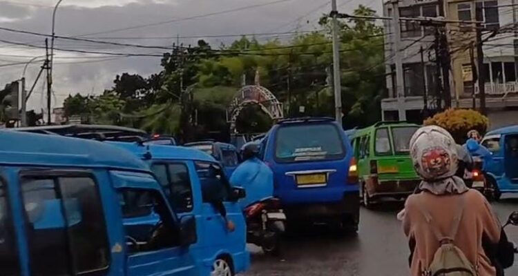 Situasi lalu lintas di perbatasan Bogor