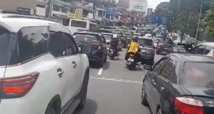 Kondisi lalu lintas di seoutaran Jembatan Otista Kota Bogor