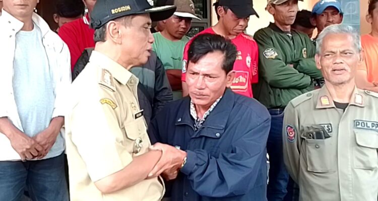 Tomas mendatangi Kades di Boongmuri