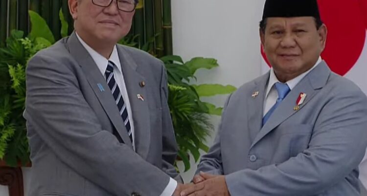 Perdana Menteri (PM) Jepang, Shigeru Ishiba bersama Presiden Republik Indonesia Prabowo Subianto