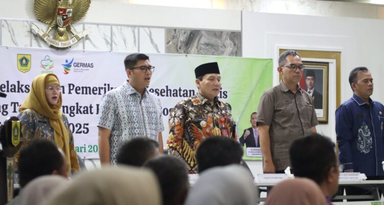 Ketua DPRD Kabupaten Bogor, Sastra Winara siap mengalokasikan anggaran di APBD untuk mensukseskan program Astacita Prabowo Subianto yang keempat soal kesehatan masyarakat.