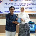 Istri Wali Kota Bogor, Yantie Rachim dan Founder dan CEO Clean Sheet Indonesia, Dihqon Nadaamist