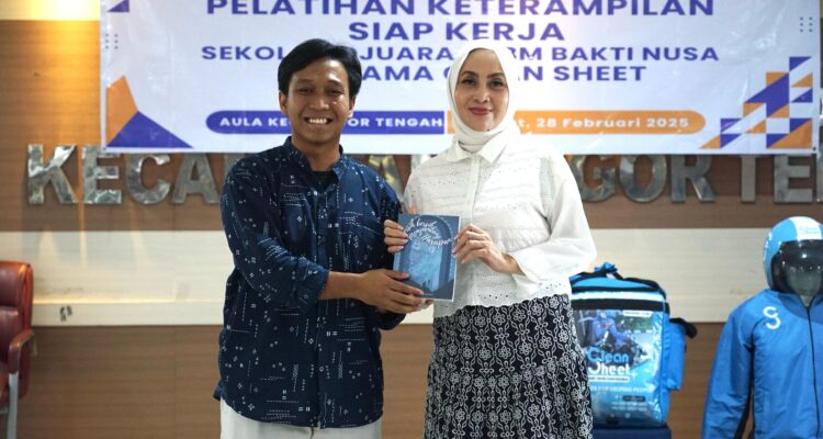 Istri Wali Kota Bogor, Yantie Rachim dan Founder dan CEO Clean Sheet Indonesia, Dihqon Nadaamist